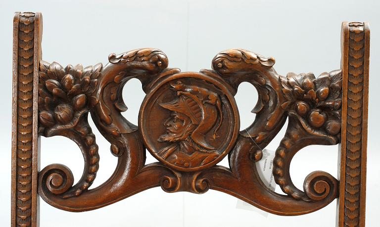 KARMSTOLAR, ett par, barockstil, 1800-talets andra hälft.