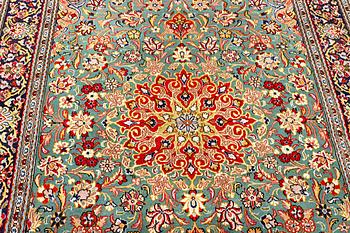 Matta. Kirman, ca 244 x 159 cm.