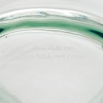 Alvar Aalto, vas, signerad Alvar Aalto 100 1998 Iittala 1302/1998.