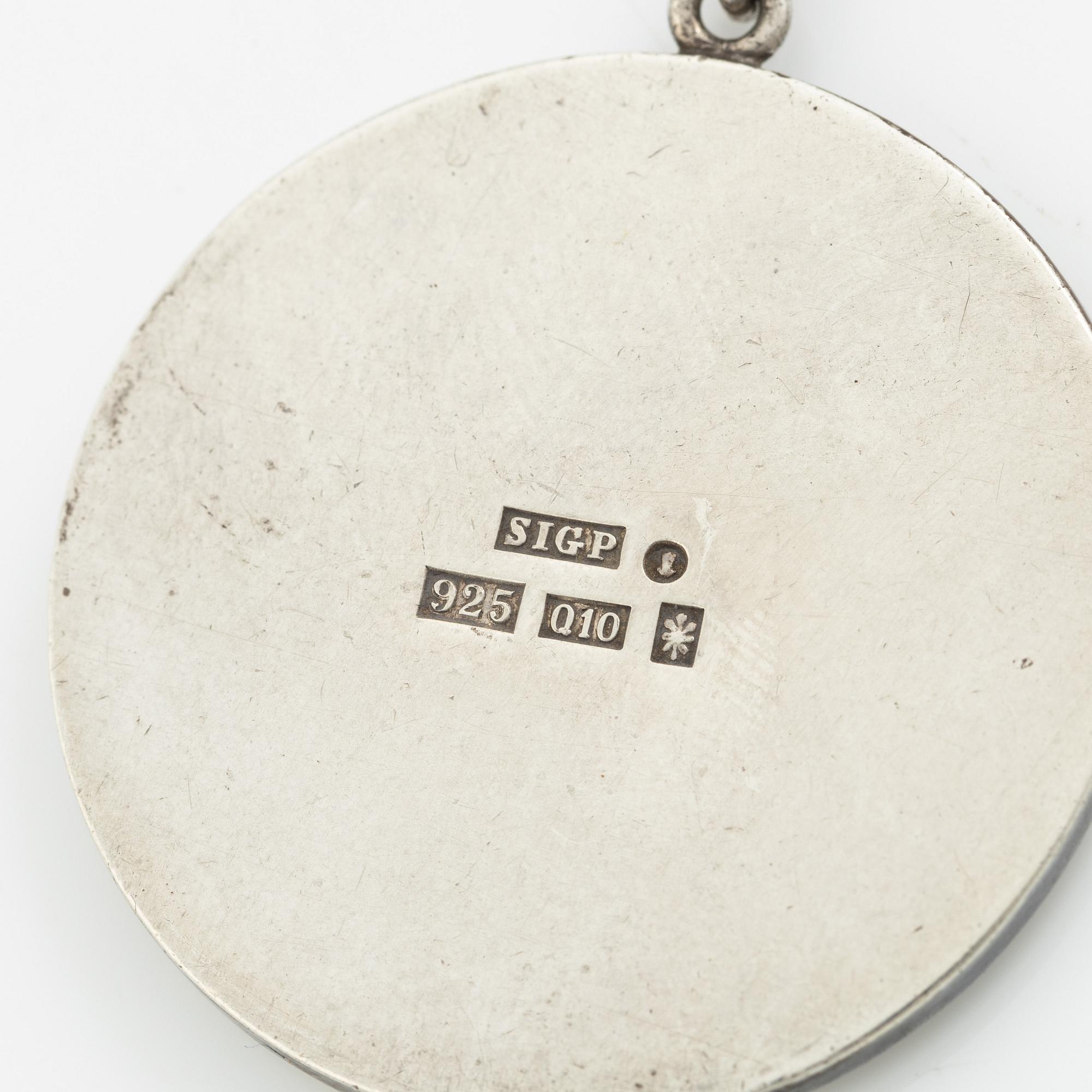 Sigurd Persson, Pendant necklace, parcel gilt sterling silver, Stockholm 1990.