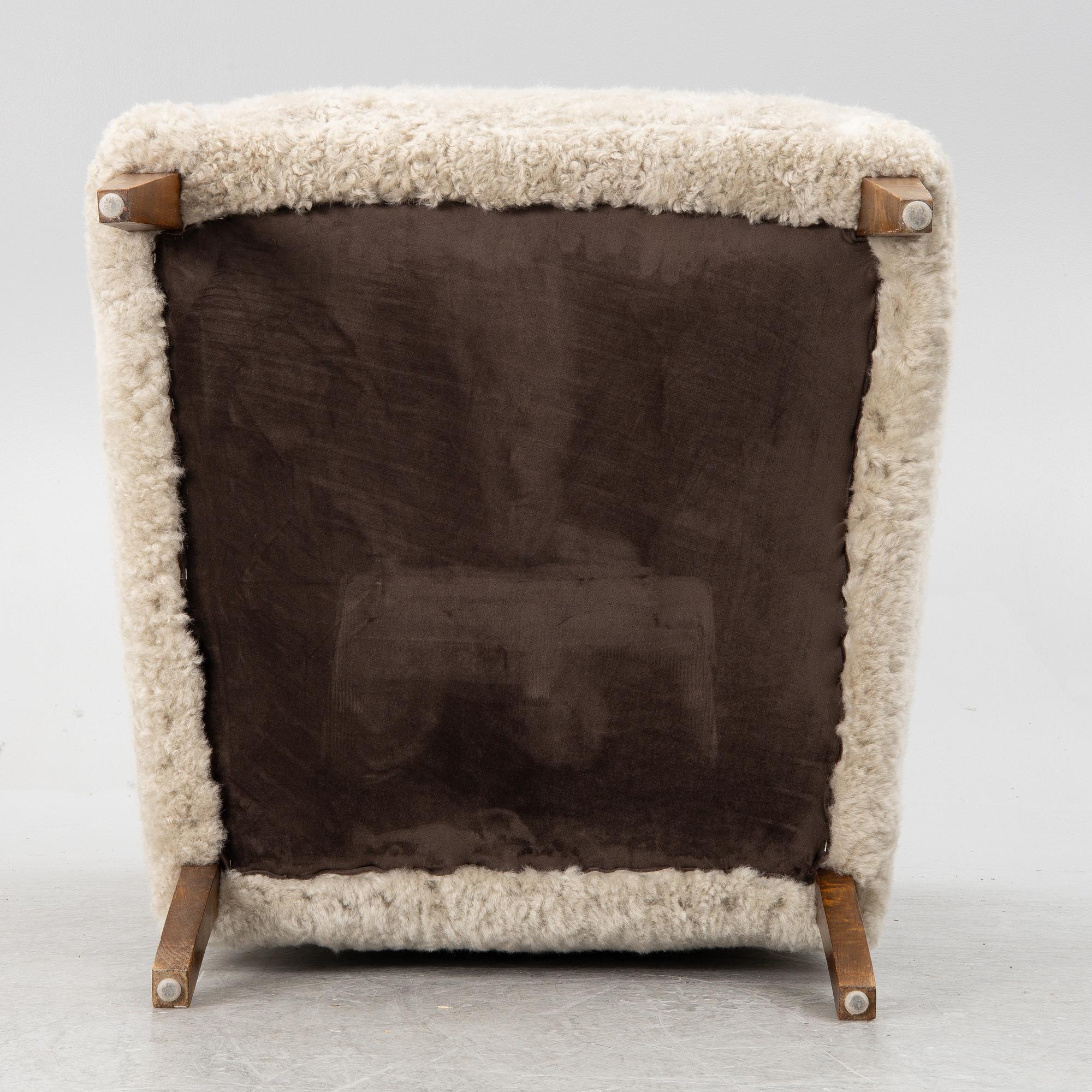 A Swedish Modern armchair, mid 20th century.