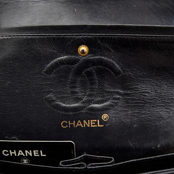 Chanel,.