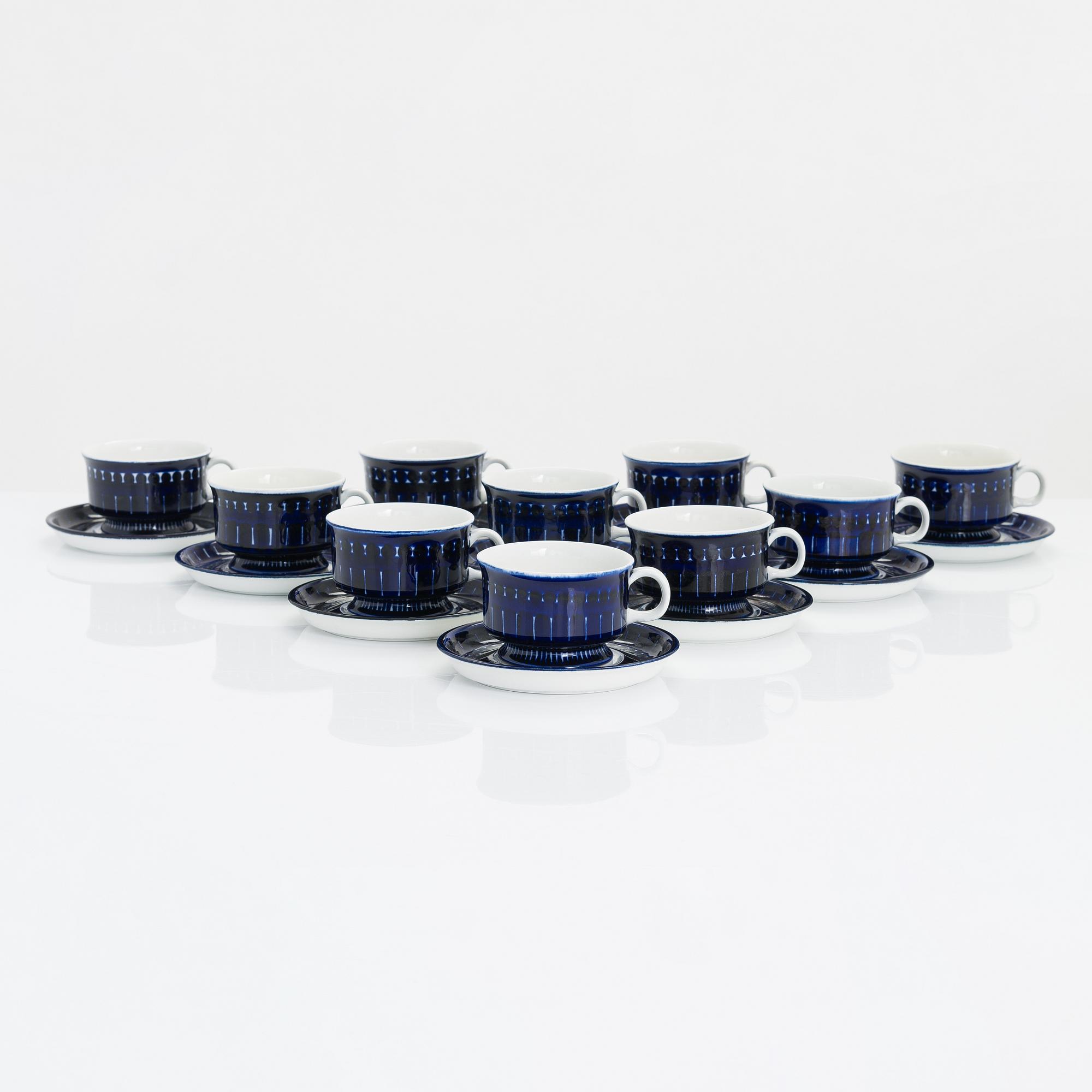 Ulla Procopé, moccakoppar med fat, 10 st, porslin. Arabia.