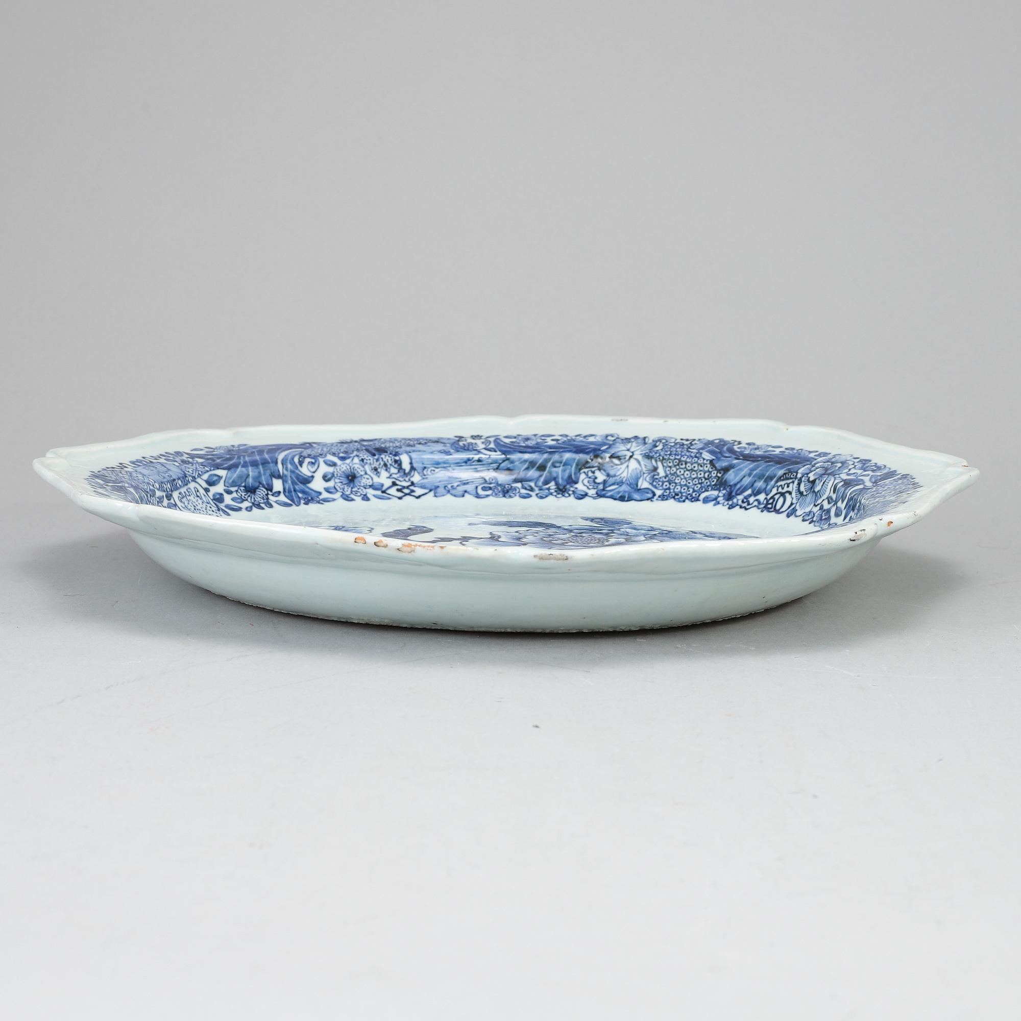 SERVERINGSFAT, kompaniporslin. Qingdynastin, Qianlong (1736-95).
