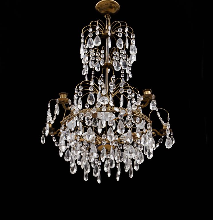 LJUSKRONA, gustaviansk stil, 1900-talets andra hälft. Höjd 67 cm.