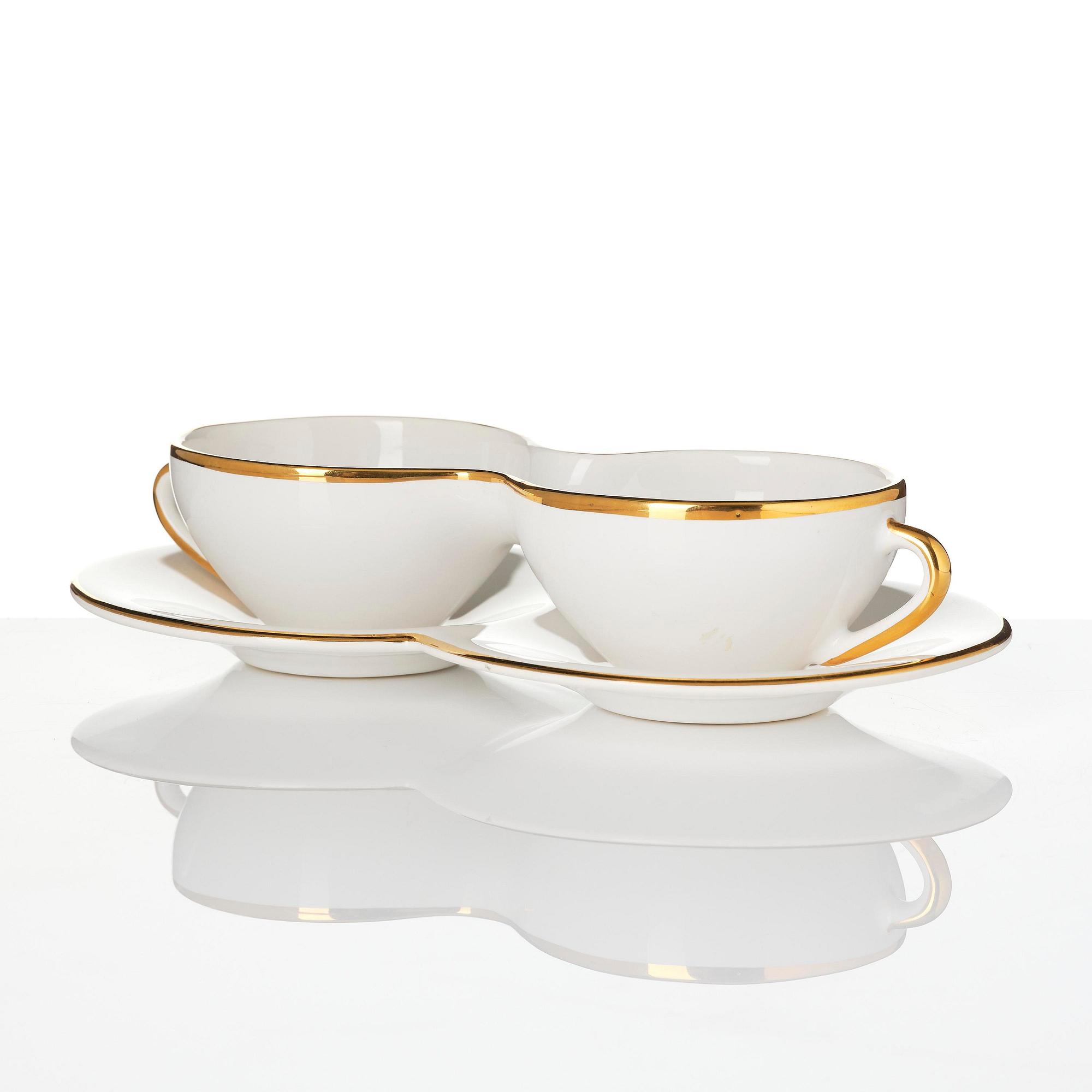 Mona Hatoum, "T42 (gold)".