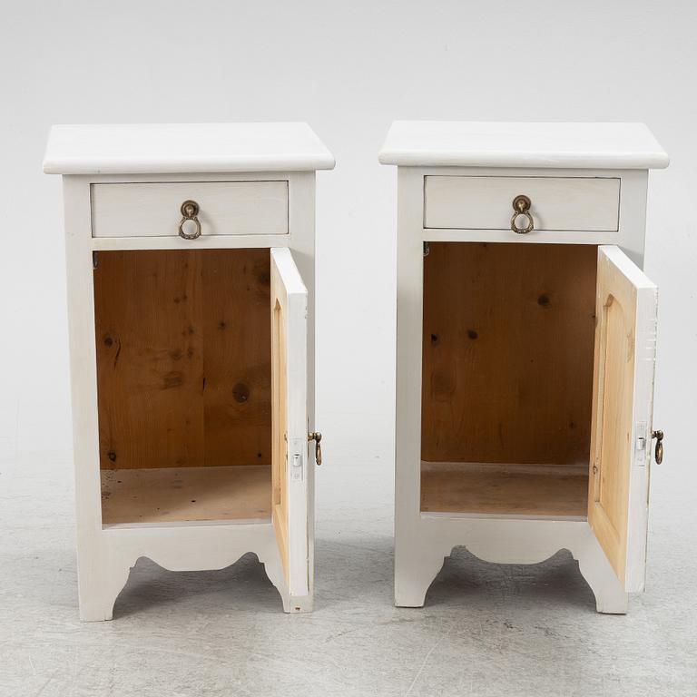 A pair of early 20th Century nightstands.