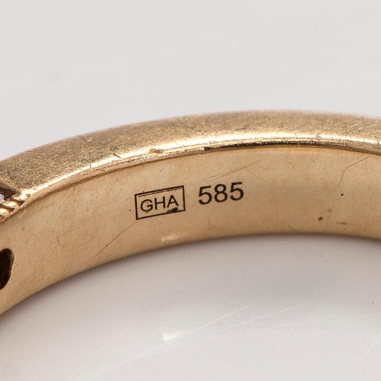 Sormus, briljanttihioitettuja timantteja, 14K kultaa.