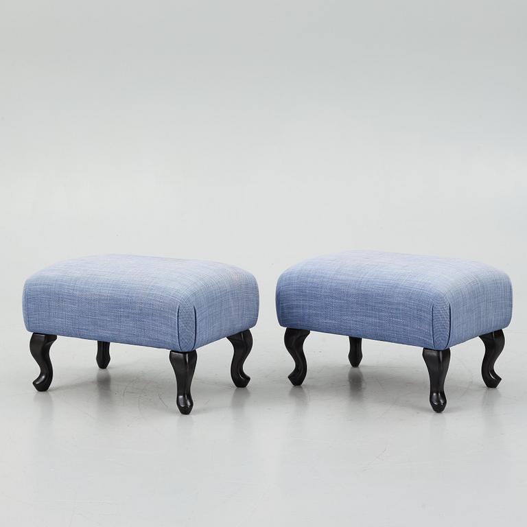 Fåtöljer ett par, med fotpallar, Bröderna Andersson.