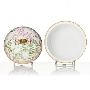 A Royal Copenhagen 'Flora Danica' vegetable tureen with cover, Denmark, 20th century.