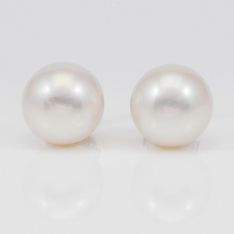 ÖRHÄNGEN, 1 par, odlade pärlor.