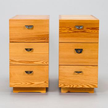 Olle Pira and Kurt Häfeli, a pair of 1970s drawers/bedside tables for Laukaan Puu.