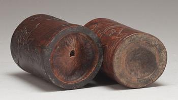 PENSELHÅLLARE, 2 st. Kina, bambu. 1900-tal.