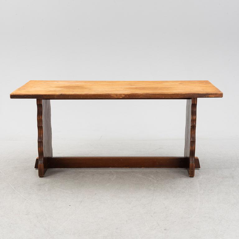 A stained pine dining table from Åby Möbelfabrik, 1940s.