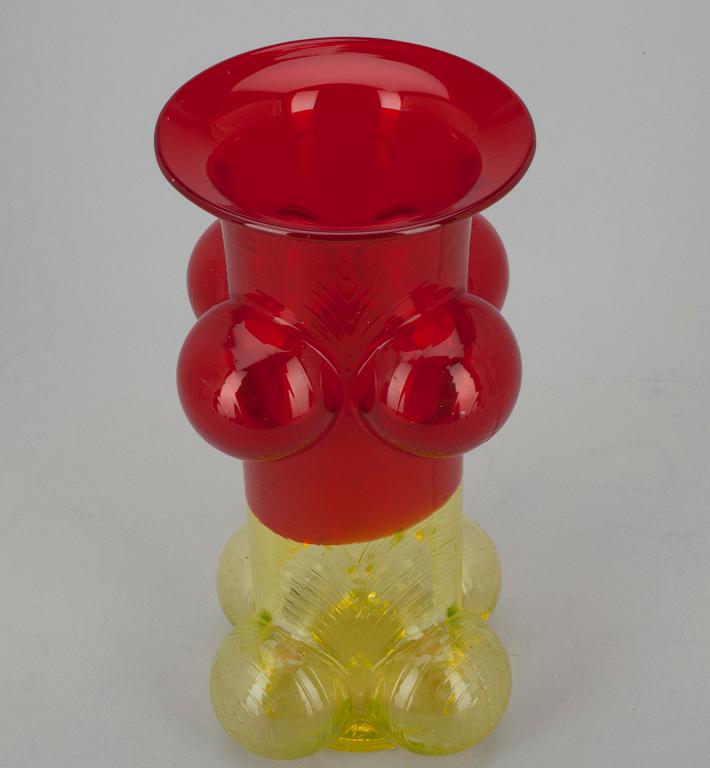 VAS, glas, "Pajazzo", signerad Nanny Still Riihimäen Lasi Oy. 1970-tal.