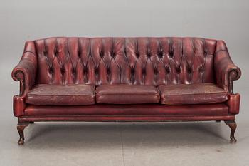 SOFFA. Chesterfieldsmodell, 1900-tal.
