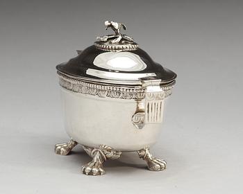 A Swedish 18th century silver bowl and cover, makers mark of Petter Eneroth, Stockholm 1779.