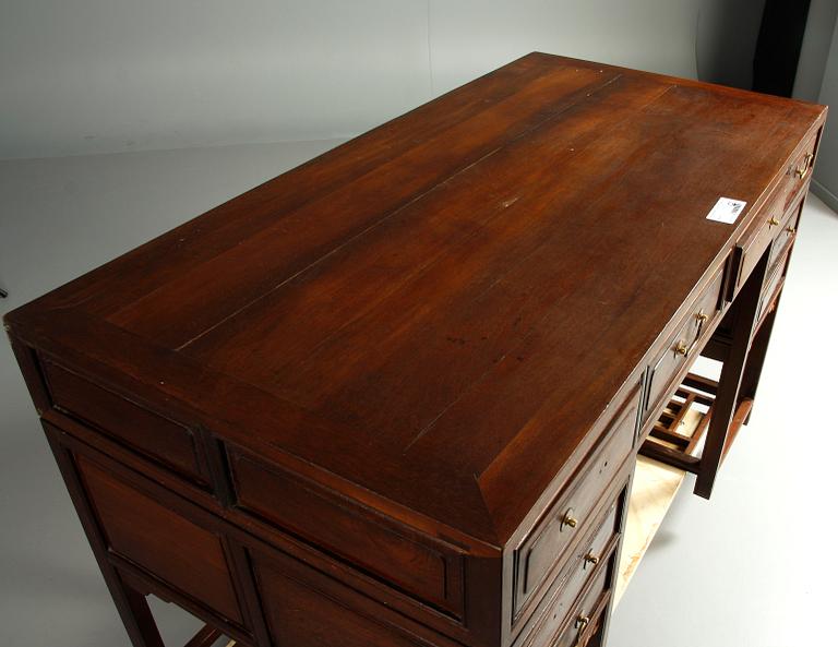 SKRIVBORD, Kina, tidigt 1900-tal.