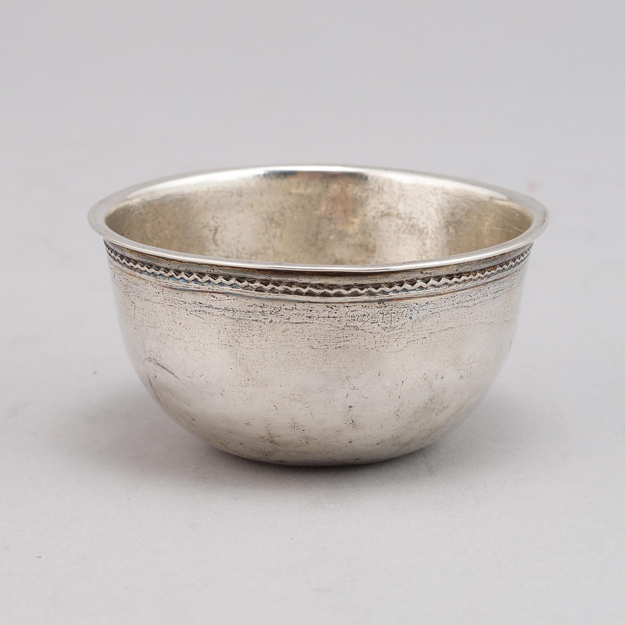 A swedish silver tumbler, mark of Henrik Nourin, Norrköping 1747.