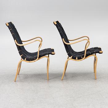 Bruno Mathsson, fåtöljer, ett par, "Eva", Firma Karl Mathsson, Värnamo, 1976.