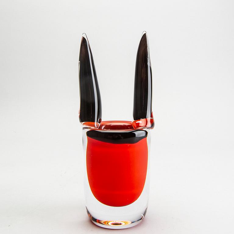 Erik Höglund, a glass sculpture/vase from Strömbergshyttan 2007.
