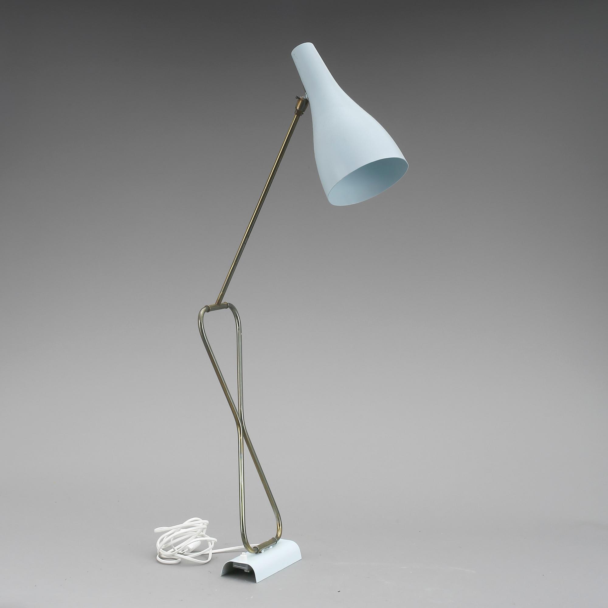 VÄGGLAMPA, mässing och stål, 1950-tal.