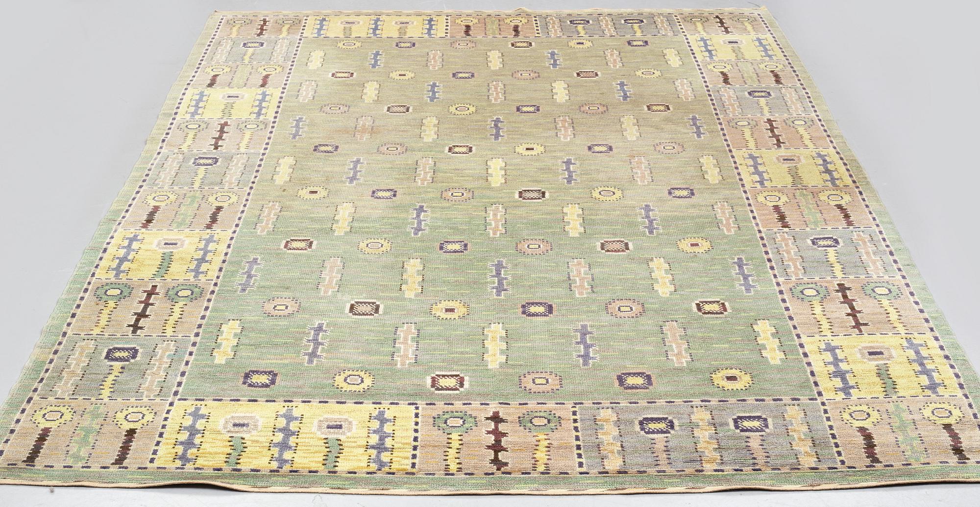 Märta Måås-Fjetterström, matto, "Älgö", knotted pile, ca 338 x 236,5-239,5 cm, signed MMF.