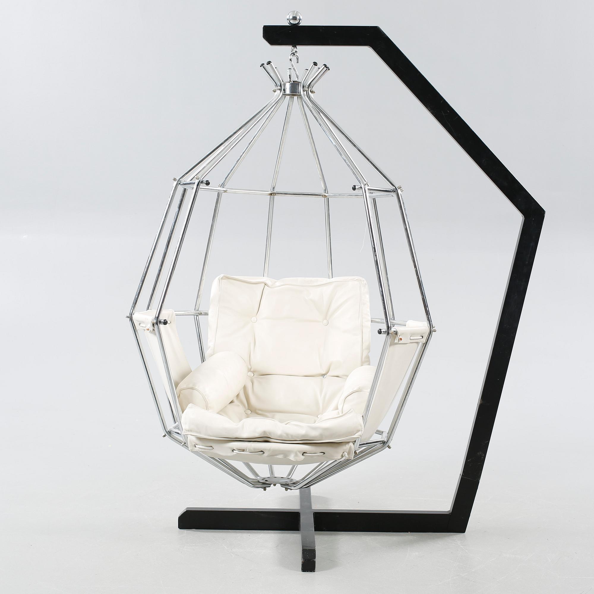 IB ARBERG, fåtölj, "Papegojan", Ibar Design AB, Jönköping, Formgiven 1970-71.