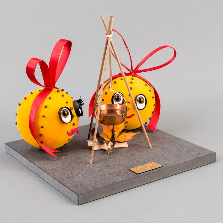 Two oranges made by JoAnn Tan Studio for NK 2016.