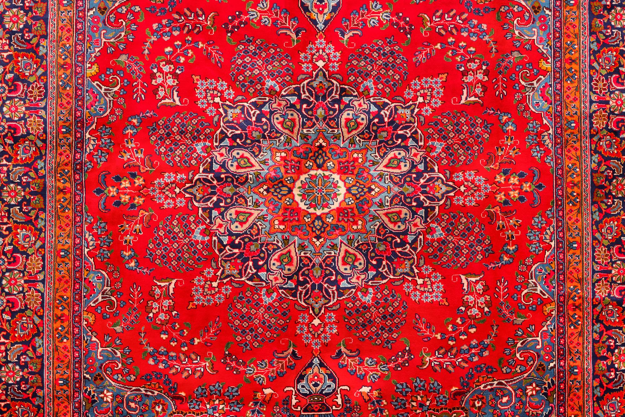 A Najafabad carpet, c. 390 x 302 cm.