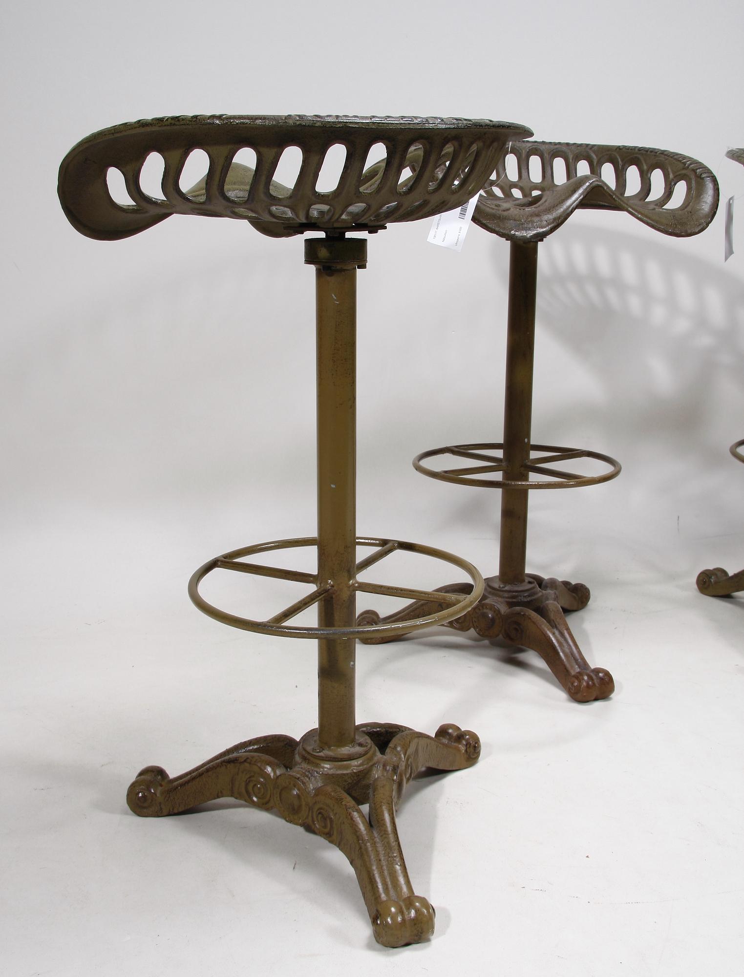 BARSTOLAR, 4 st. Gjutjärn. USA.