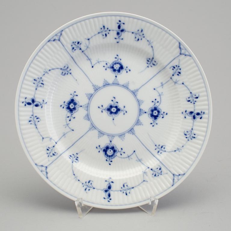 KAFFESERVIS, 18 delar, porslin, "Musselmalet", Kunglig Dansk, Danmark, 1900-tal.