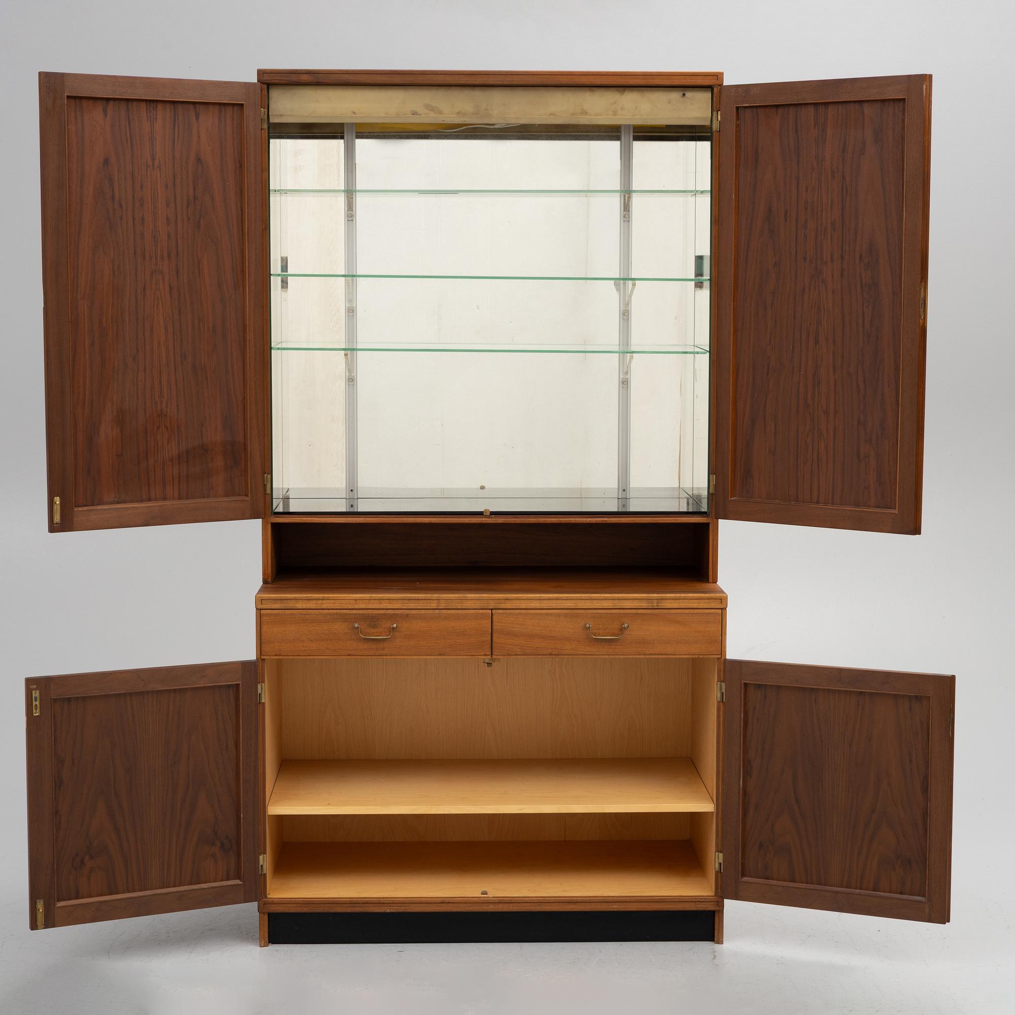 Yngve Ekström, Cabinet “Krus”, Westbergs möbler, Tranås.