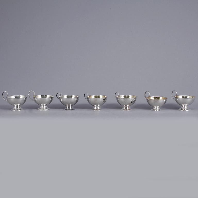 PUNSCHMUGGAR, 7st, silver, bla K&EC, Göteborg, 1957. Vikt ca 208g.