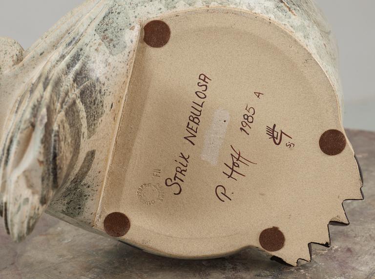 FIGURIN, stengods, Paul Hoff, Gustavsberg. Sign och dat 1985.