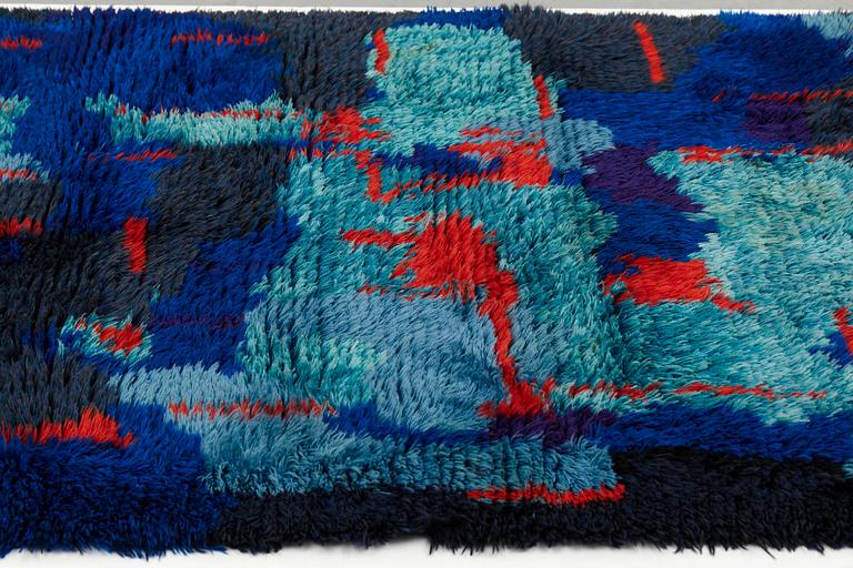 Lars Gynning, A CARPET, "Blå Variant", knotted pile, ca 168-170 x 120,5-122 cm, designed by Lars Gynning.