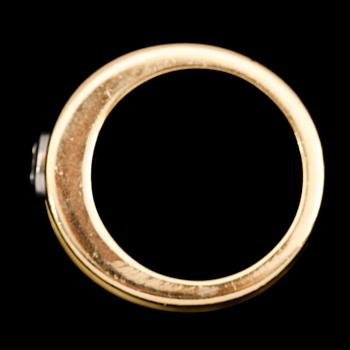 RING, 18 k guld, briljant ca 1.02 ct. River.