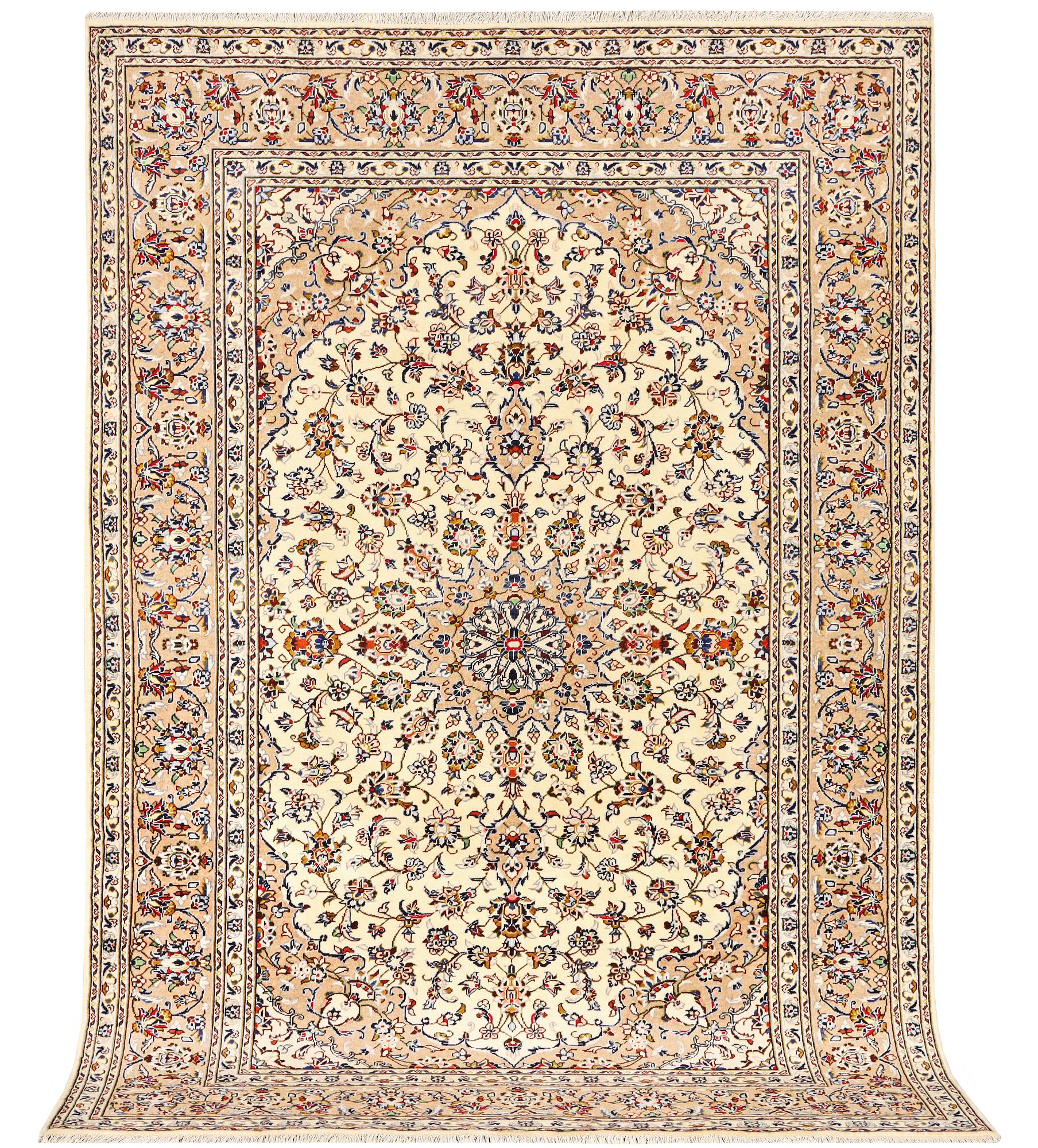 A Kashan carpet a. 285 x 190 cm.