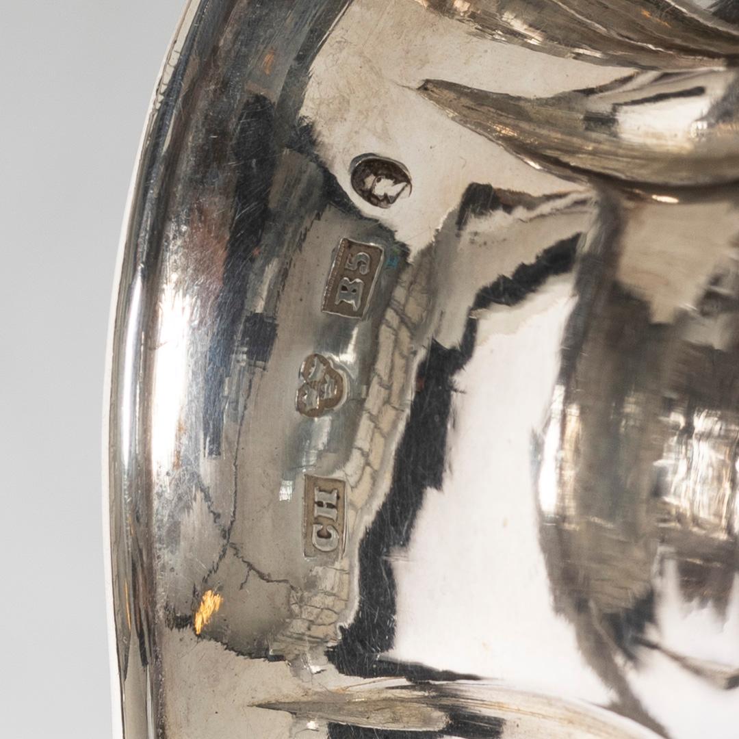 Christian Hammer, gräddkanna, silver, Stockholm 1857. Nyrokoko.