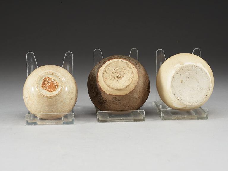 A bowl, a box with cover, and a small jar, Song/Yuan dynasty.