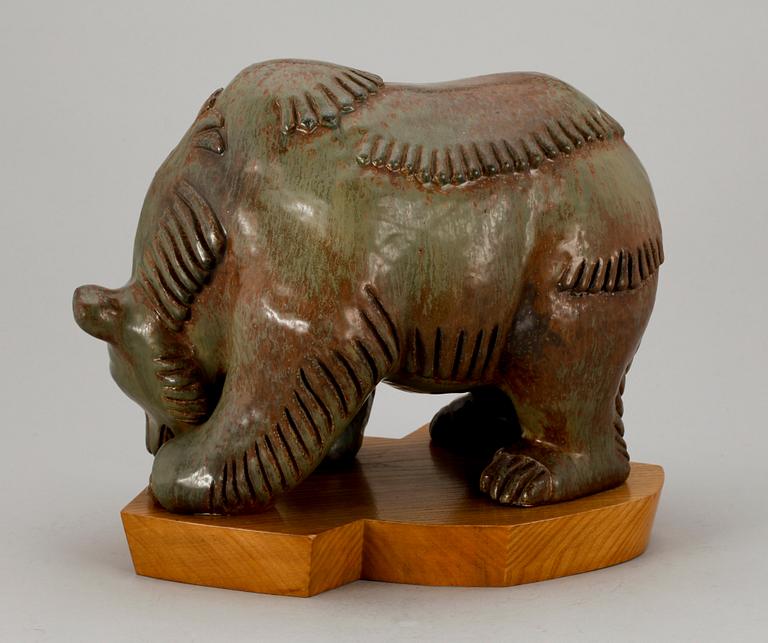 FIGURIN, stengods. Gunnar Nylund, Rörstrand.