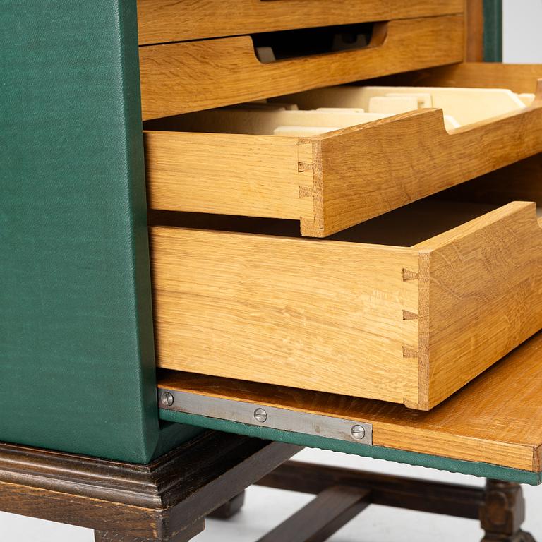 Otto Schulz, a casket, Boet, Gothenburg, first half of the 20th century.