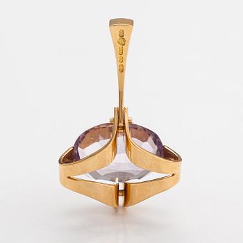Elis Kauppi, Hänge, 18K guld, ametist. Kupittaan kulta, Åbo 1959.