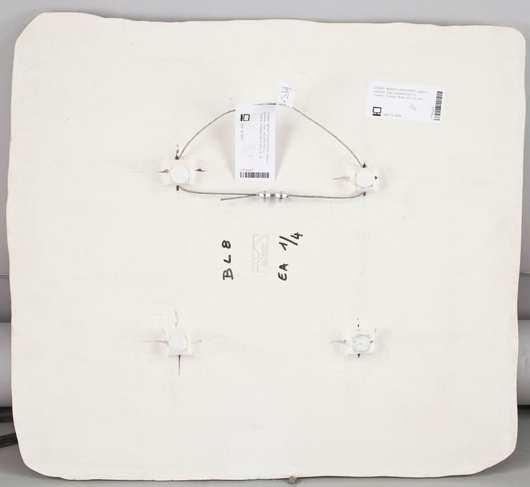 BENGT LINDSTRÖM, plakett, keramik. Sign. Gjutarstmpl La Tuilerie, Treigny. Numr EA 1/4.