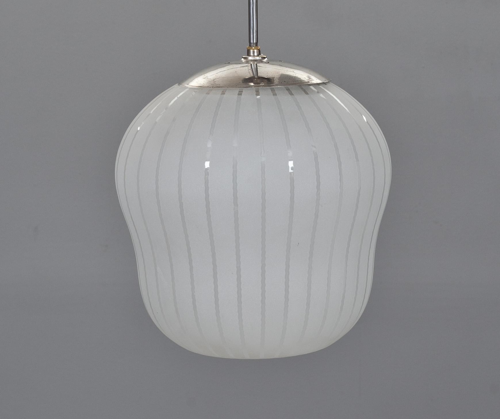 TAKLAMPA, 1930/40. H 55.