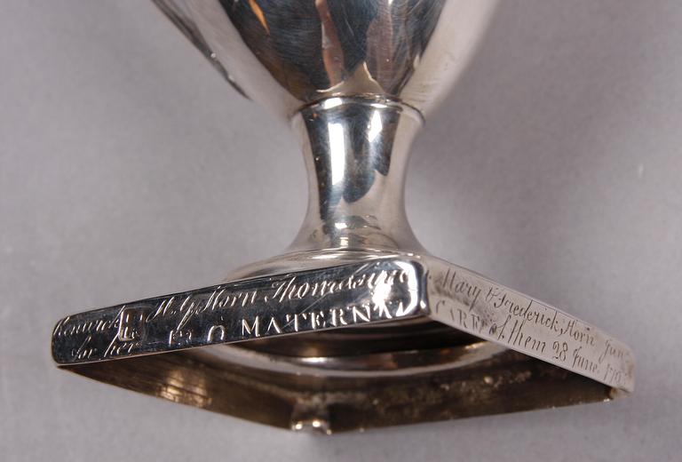 GRÄDDKANNA, silver, empire, London, omkring 1800.