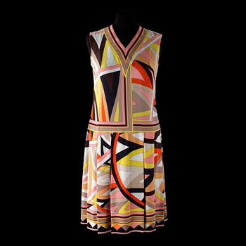 647. A 1960s silk dress by Pucci.