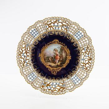 Tallrikar ett par Meissen omkring 1900 porslin.