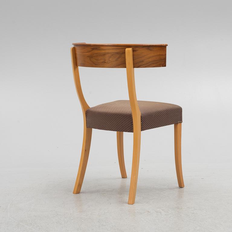 Josef Frank, klismosstol, modell B 300, Firma Svenskt Tenn, efter 1985.