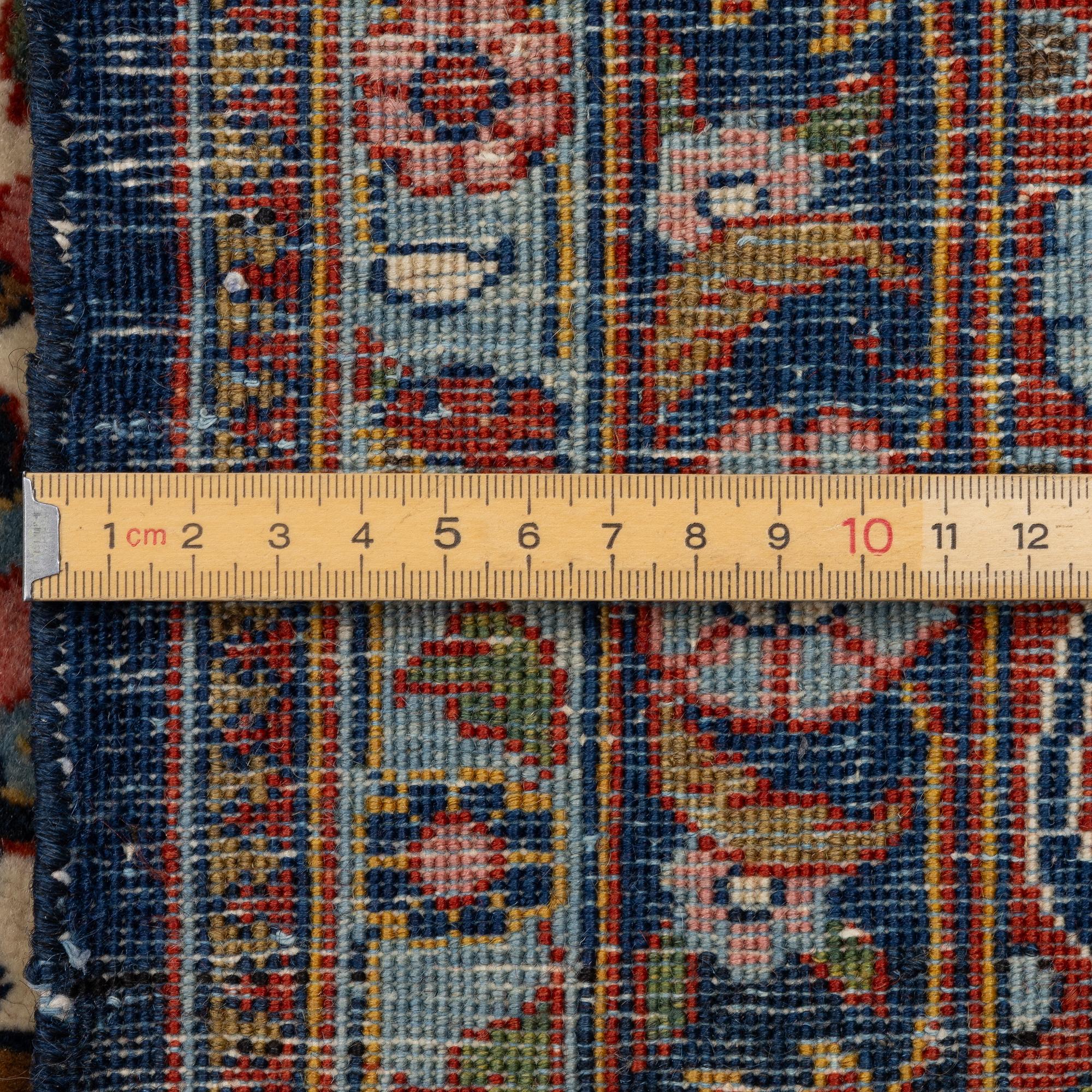 A semi antique Keshan "Dabir" carpet, central Persia, c. 348 x 229 cm.